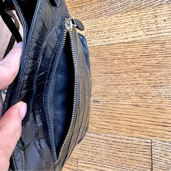 Monsac Black Crocodile-Embossed Genuine Leather Handbag with Shoulder Handles - Picture 9 of 15